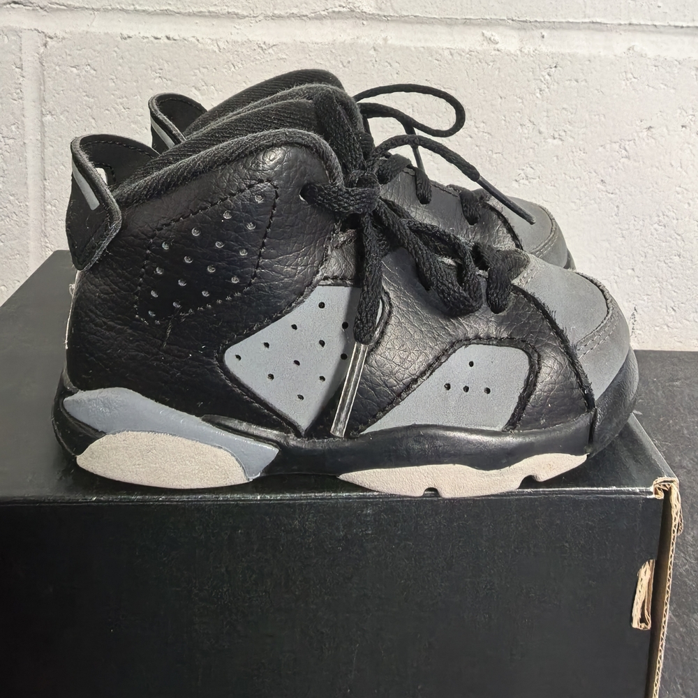 Jordan Kids Black and Gray Sneakers